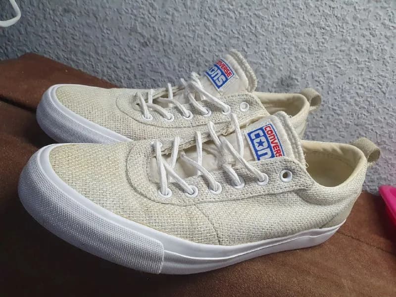 Converse cons и nike кроссовки размер 42.5 размер цена 80 лари за каждую пару, территориально район — Тбилиси — 80 ₾