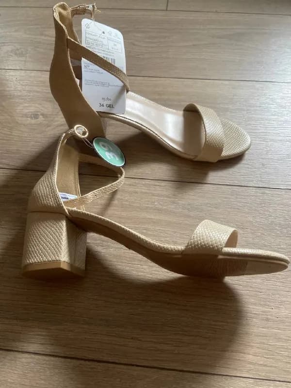 Новые босоножки LC WALKIKI — Тбилиси — 30 ₾