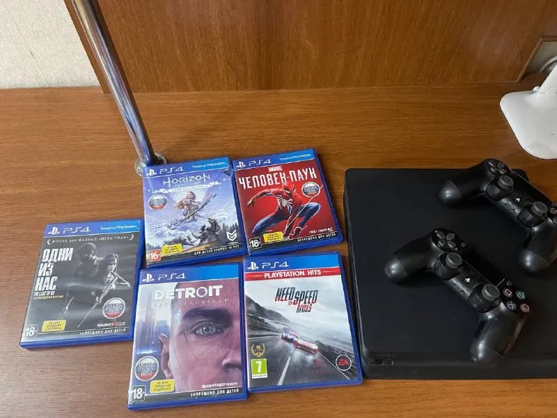 PS4 с играми — Тбилиси — 600 ₾