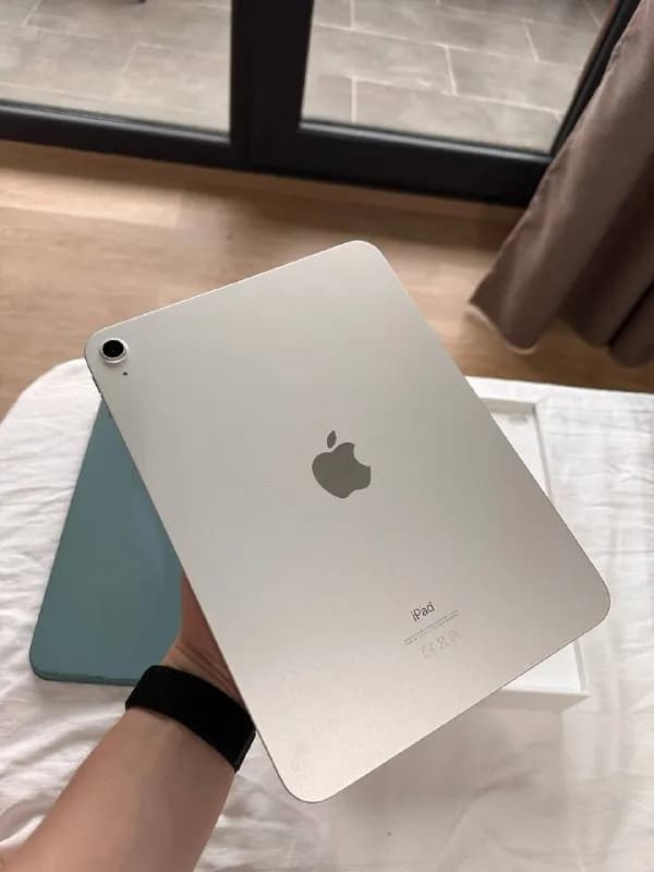 iPad 10-го поколения (64GB) — Батуми — 1 050 ₾