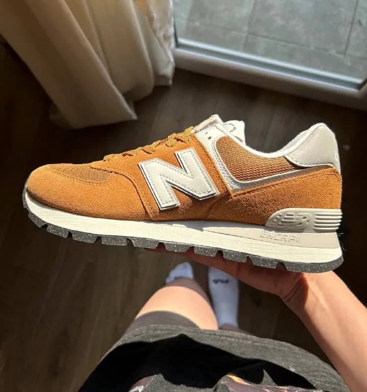 New Balance 574 оранжевые новые — Тбилиси — 250 ₾