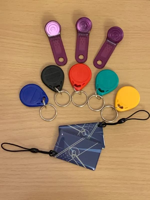 IButton 20 лар/штука — Тбилиси — 20 ₾