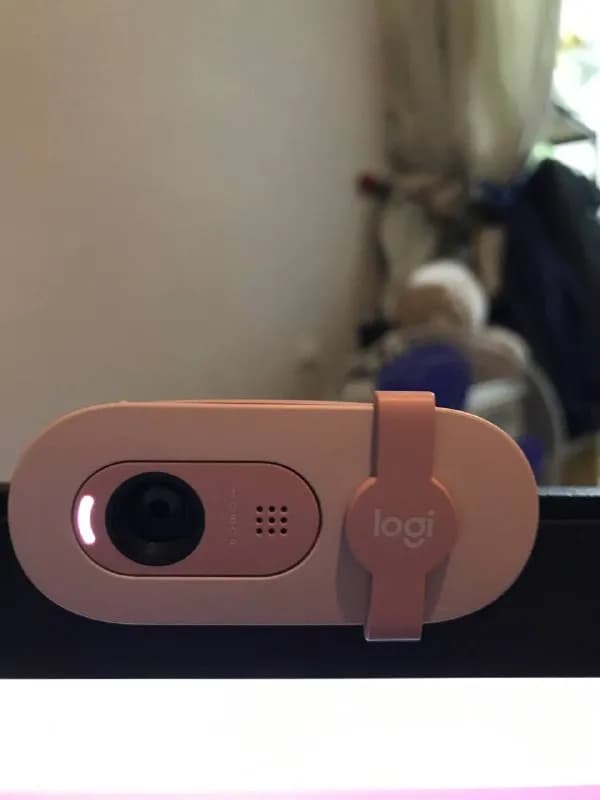 Logitech Brio 100 — Тбилиси — 80 ₾