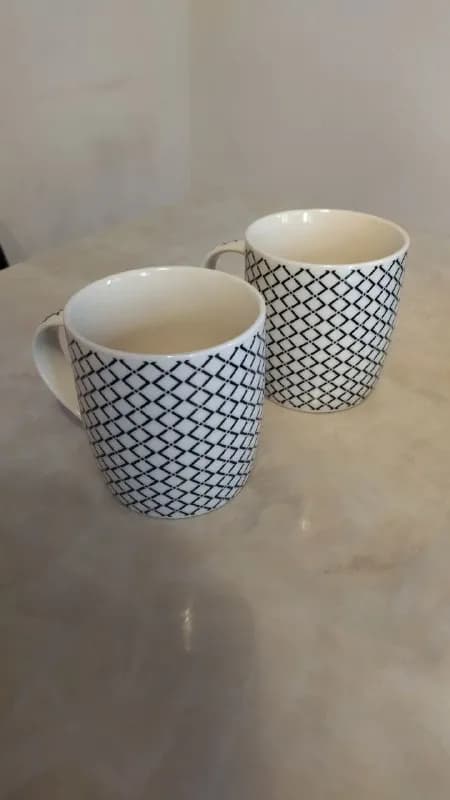 5 лари — Тбилиси — 5 ₾