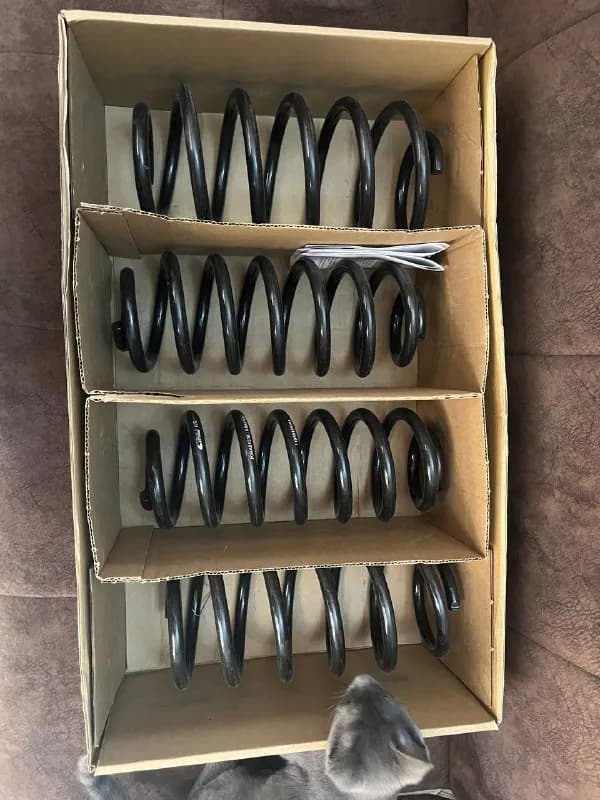 Eibachi pro kit (VW Tiguan, Audi Q3, Bmw X3) цена300$. — Тбилиси — 300 $