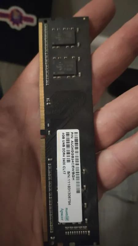 2 штуки ddr4 по 4 gb, 30 лари/штука — Батуми — 30 ₾