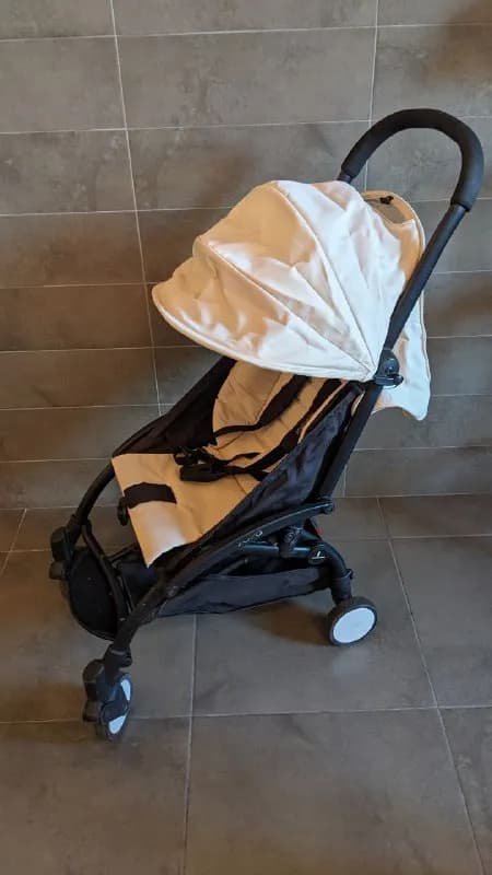 Прогулочная коляска — Тбилиси — 150 ₾