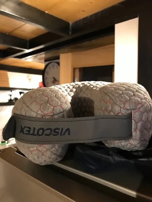 Viscotex travel pillow — Тбилиси — 10 ₾