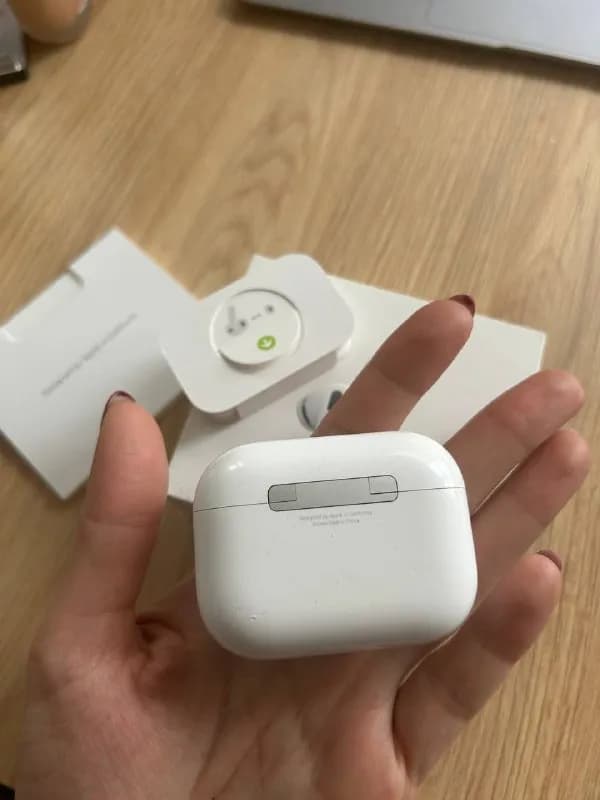 AirPods Pro 3 — Тбилиси — 620 ₾