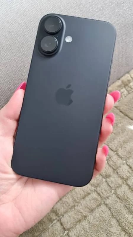 iPhone 16 128 GB Black — Батуми — 1 900 ₾