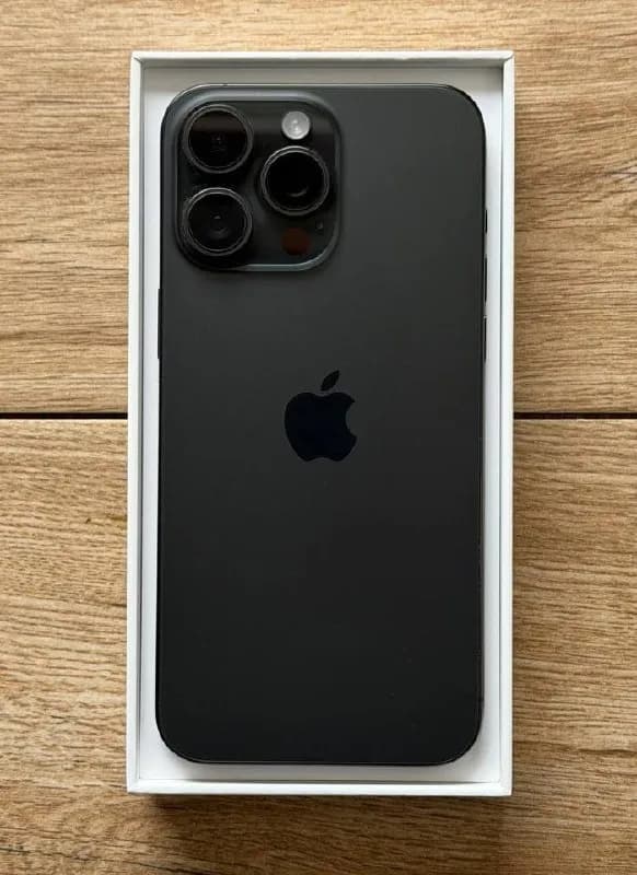 Apple iPhone 15 Pro Max 256Gb в отличном состоянии, как технически, так и внешне — Батуми — 1700 ₾