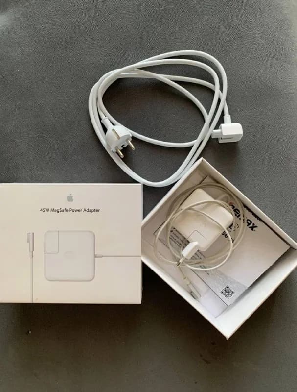 MagSafe power adapter для MacBook Air. 45w — Тбилиси — 150 ₾