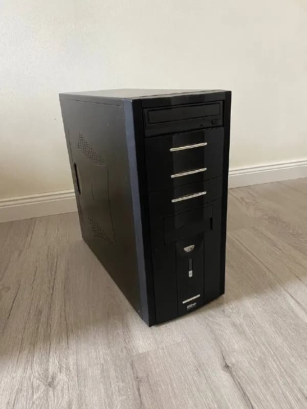 Intel Core 2 Quad Q8400 (4 ядра) — Тбилиси — 100 ₾