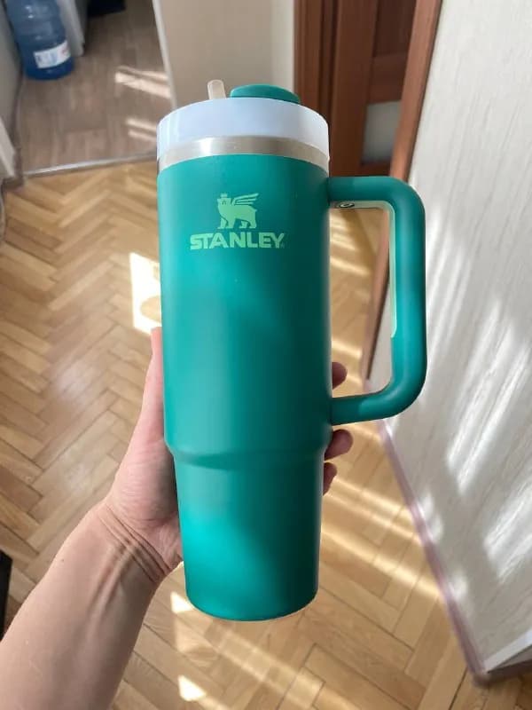 Stanley в роскшом зелёном цвете — Тбилиси — 85 ₾