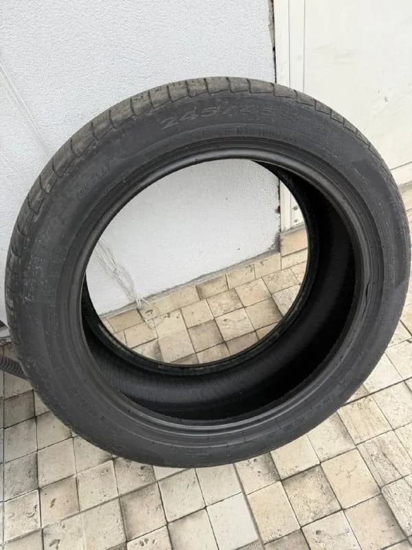 Шины Hankook и Pirelli 245/45/R18 — Батуми — 150 ₾