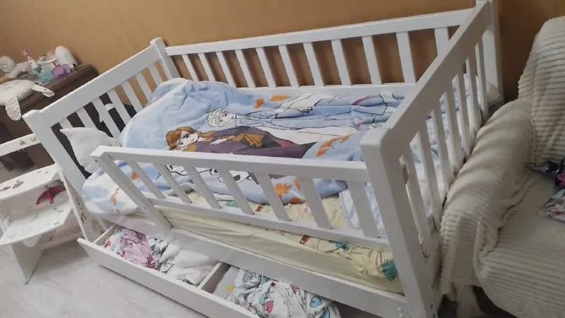 2*95 см. Все вместе 400 лари (дочка спала полгода, покупали все новое). — Тбилиси — 400 ₾