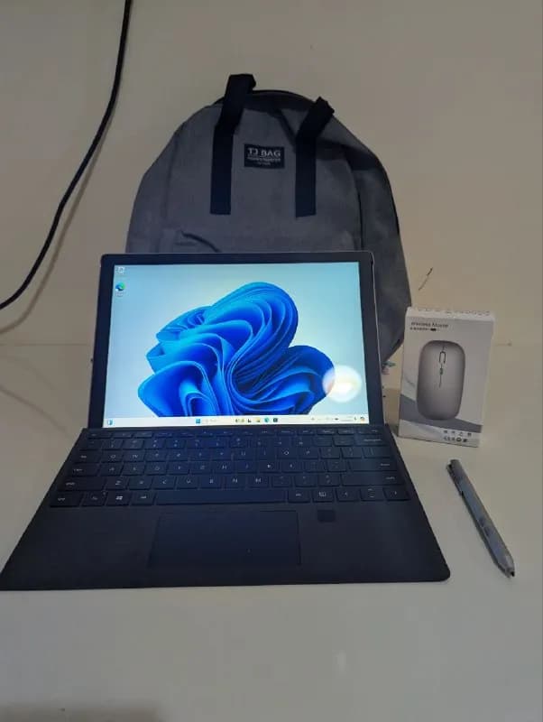 1) Microsoft Surface Pro 7, i5-1035g4, 8/128, W11Pro+Office, Touchscreen, 100% батарея. Состояние о — Тбилиси — 900 ₾