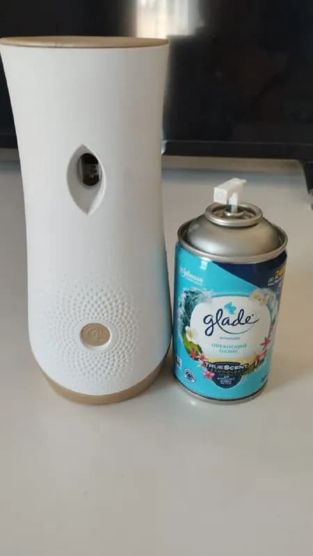 GLADE Automatics с универсальным сменным аэрозольным баллоном. 10 лари. — Тбилиси — 10 ₾