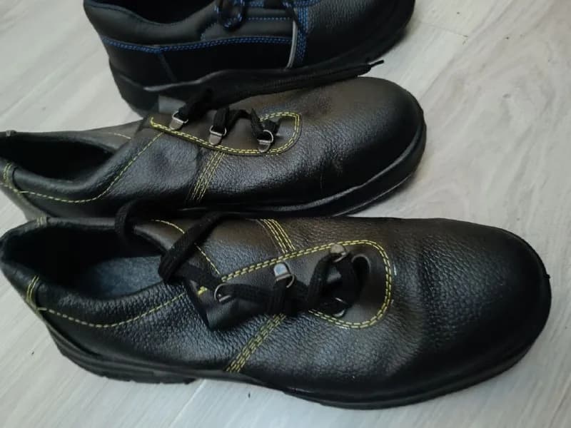 safety shoes — Батуми