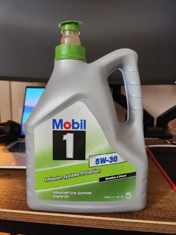 Mobil 1 5w30 esp С3/SP, турция. Брал на долив, осталось 2 литра. 20 лари. Забирать в Сабуртало, ул. — Тбилиси — 20 ₾