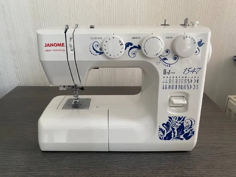 Janome 1547. С момента покупки использовалась 2 раза. Так же вместе с ней отдам швейные принадлежнос — Тбилиси — 450 ₾