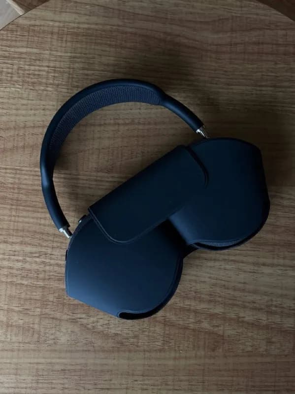 Airpods max 2 gen. В хорошем состоянии. 800 лари — Тбилиси — 800 ₾