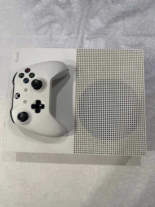 Xbox One S 365gb — Тбилиси — 550 ₾