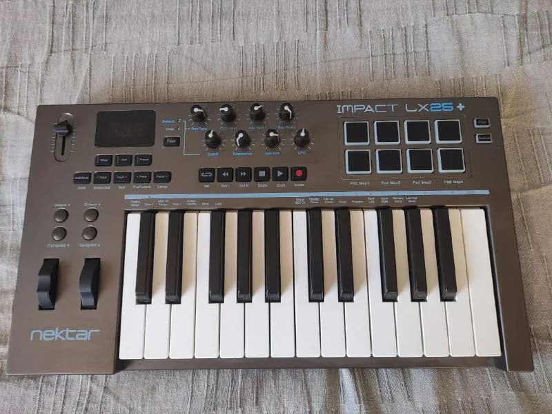 Nektar Impact LX25+ — Тбилиси — 250 ₾
