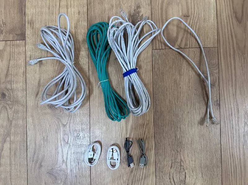 ethernet, он же RJ-45). Самый длинный — 9 метров, самый короткий — 70 см. Плюс четыре коротких прово — Тбилиси — 30 ₾