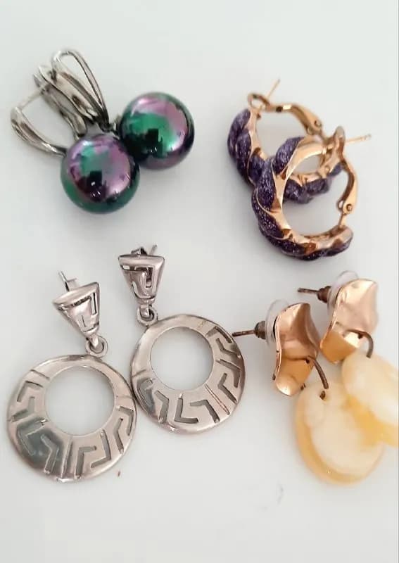 Бижутерия — Батуми — 15 ₾