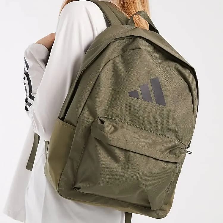 Adidas хаки рюкзак (оригинал) — Батуми — 75 ₾