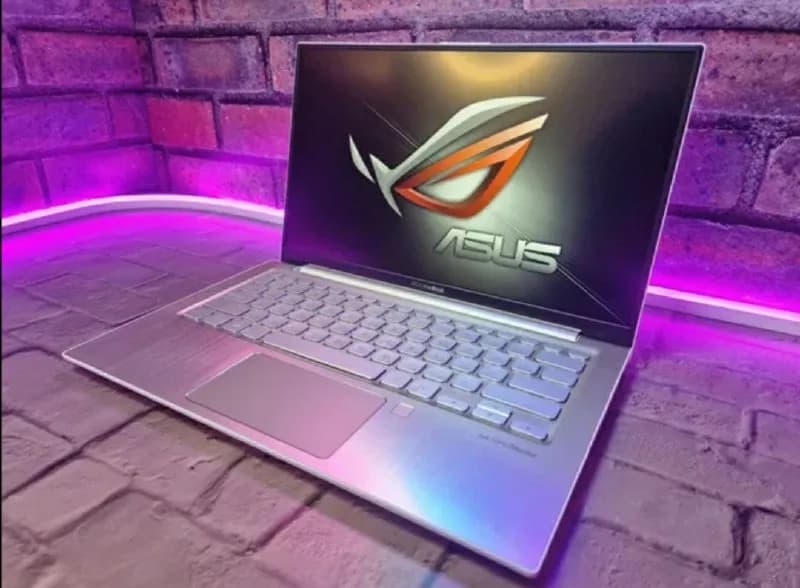 ASUS VivoBook S13 X330UA — стильный, компактный и очень быстрый ноутбук! — Батуми — 580 ₾