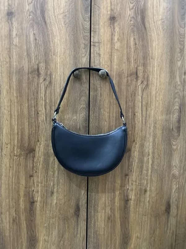 bershka — Тбилиси — 15 ₾