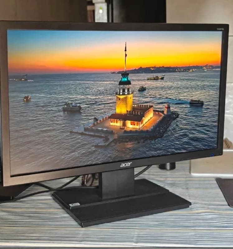 Acer V226HQL — Батуми — 90 ₾