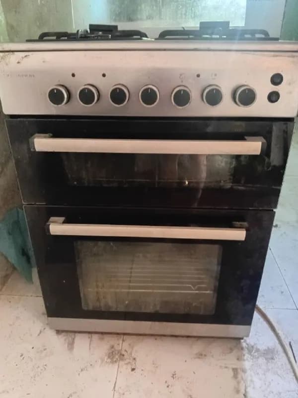 2духовых шкафа.Раьотает отлично.Продаю в связи с переездом и срочно.Цена 200лар, кто сегодня заберёт — Батуми — 200 ₾
