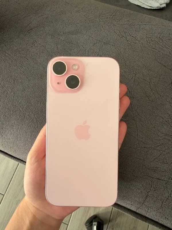 iPhone 15, 128 гб, pink — Батуми — 1,000 ₾