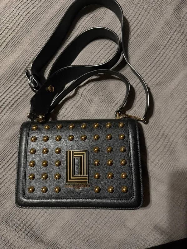 Karl Lagerfeld — 150 gel — Тбилиси — 150 ₾