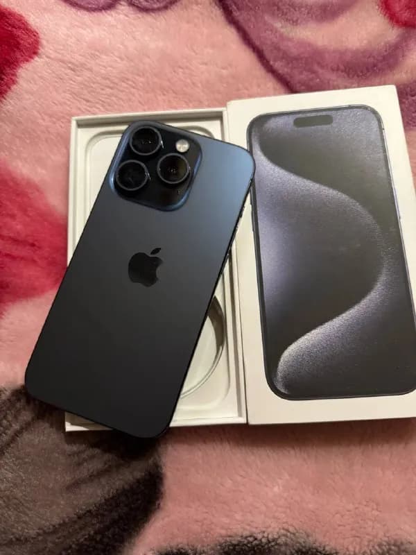 iPhone15 pro, 128 gb, 100%, 0 циклов пока, просто активировали вчера. Цена 2700 лари, е сим. Привезен — Тбилиси — 2700 ₾