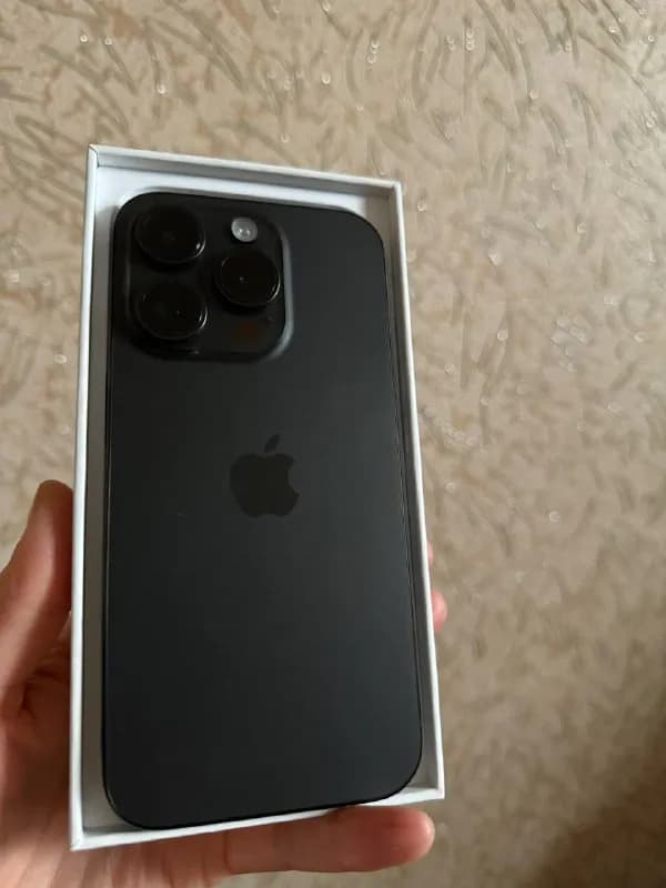 iPhone 15 pro, 128 gb, 89% bh, состояние как новый без царапин и сколов. Цвет черный титан .Есим. 2 — Тбилиси — 2500 ₾