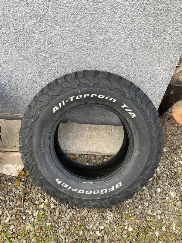 Резина BFGoodrich All-Terain A/T LT285 70R17 — Тбилиси — 200 ₾