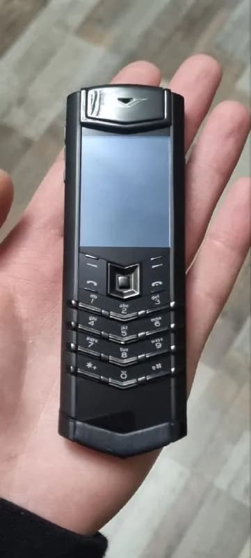 Vertu Mobile — Тбилиси — 700 $