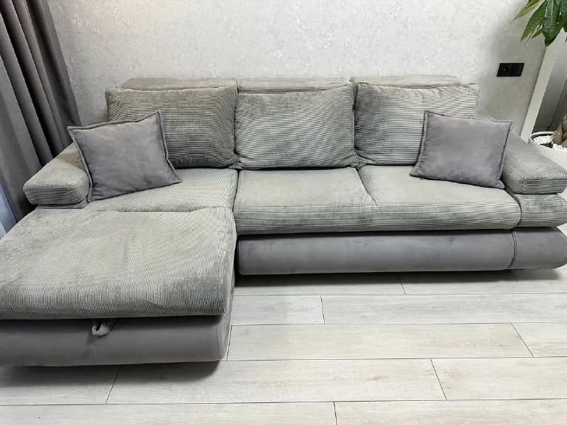 250×160 см. Раскладывается в кровать. Место для хранения. Подлокотники и спинка раскрываются в удобн — Тбилиси — 1 700 ₾