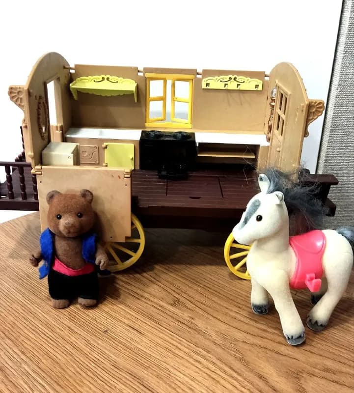 Sylvanian families, сильвания фемелиз, повозка, встроенная кухня и туалет, рабочий фонарь со свето — Тбилиси