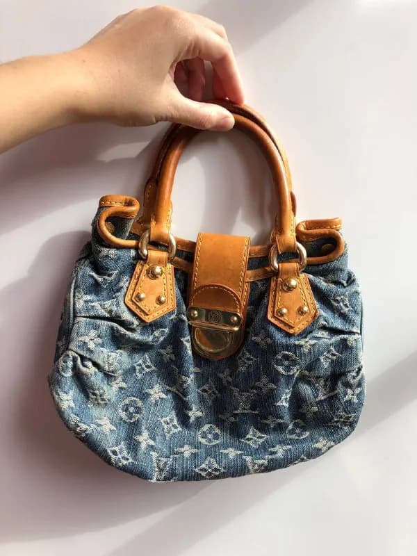 1.Сумочка Louis Vuitton — Тбилиси — 20 ₾