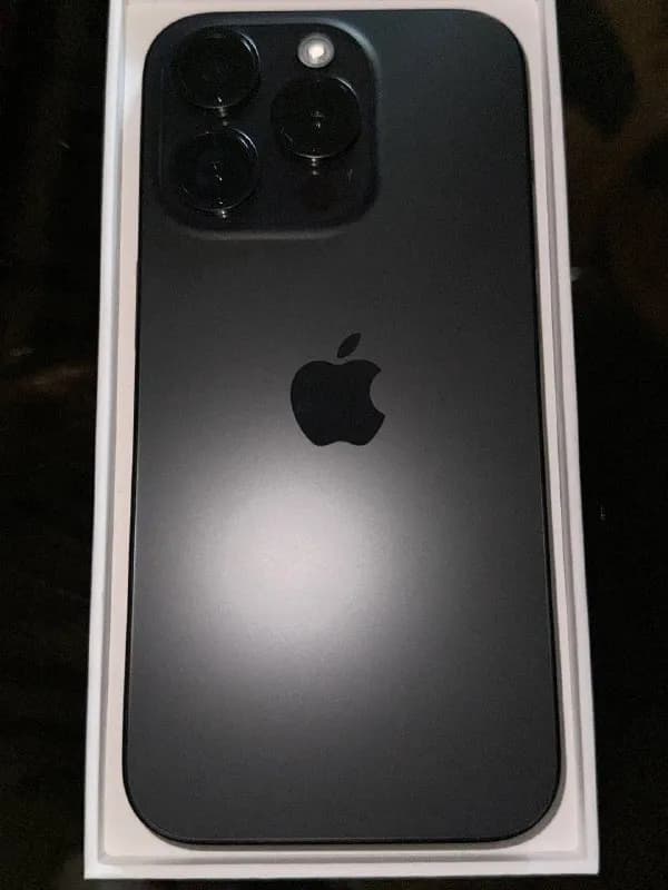 iPhone 15 pro, 128 gb, 89% bh, esim, на гарантии пока-2350 лари — Тбилиси — 2350 ₾