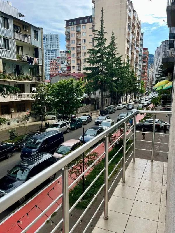 1+1📍Горгасали 128 — Батуми — 450 $