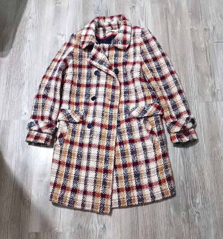 Пальто не новое — Тбилиси — 3,820 ₾