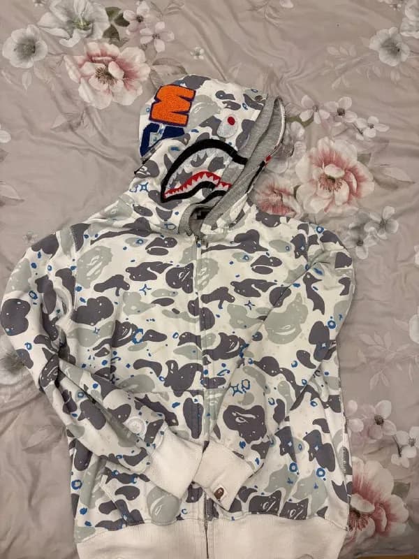 Bape — Батуми — 200 ₾