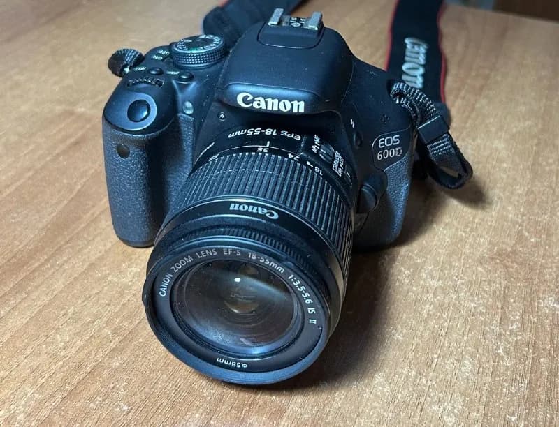 Canon EOS 600D Kit EF-S 18-55mm f/3.5-5.6 — Батуми — 650 ₾