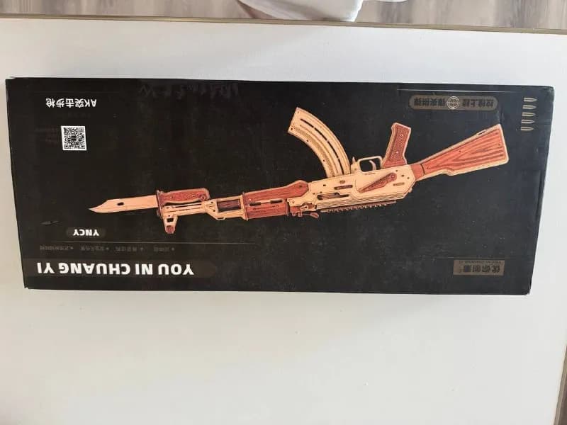 AK-47, новый, не собран. Полный комплект с инструкцией. Отличный подарок или предмет декора. Цена: 9 — Тбилиси — 90 ₾